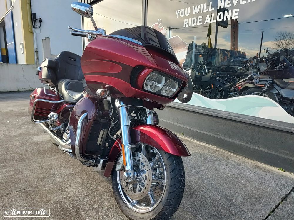 Harley-Davidson Road CVO Road Glide Ultra - 28