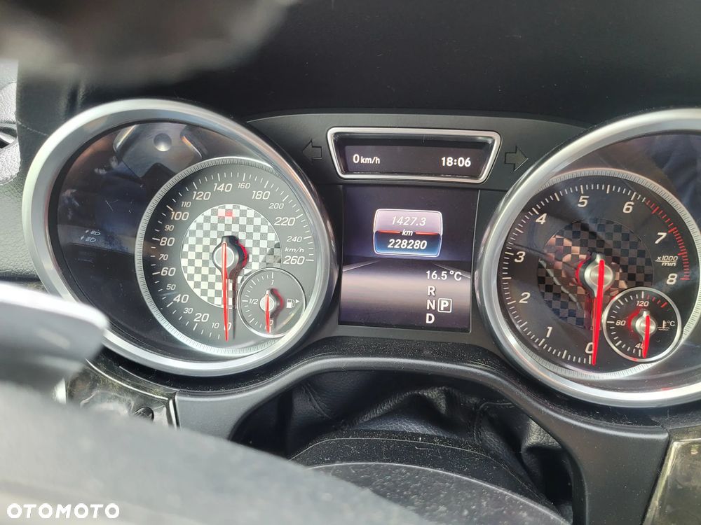 Mercedes-Benz GLS 500 4Matic 9G-TRONIC AMG Line - 6