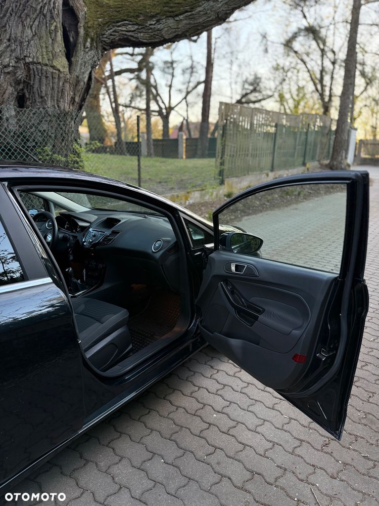 Ford Fiesta 1.0 EcoBoost Titanium - 11