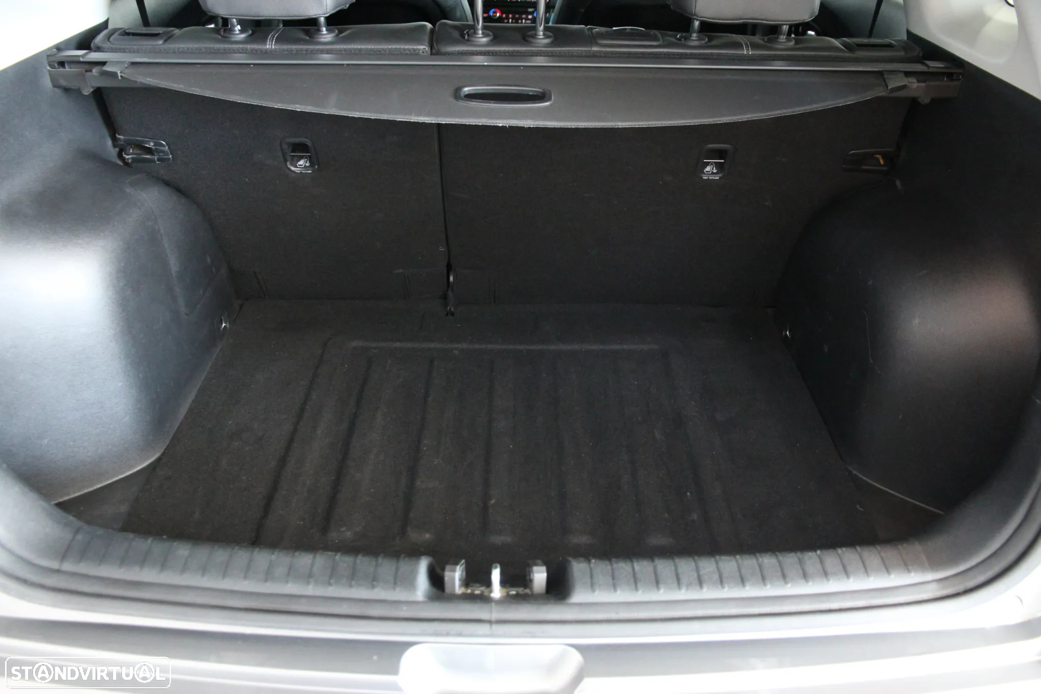 Kia Niro 1.6 GDi HEV Tech - 29
