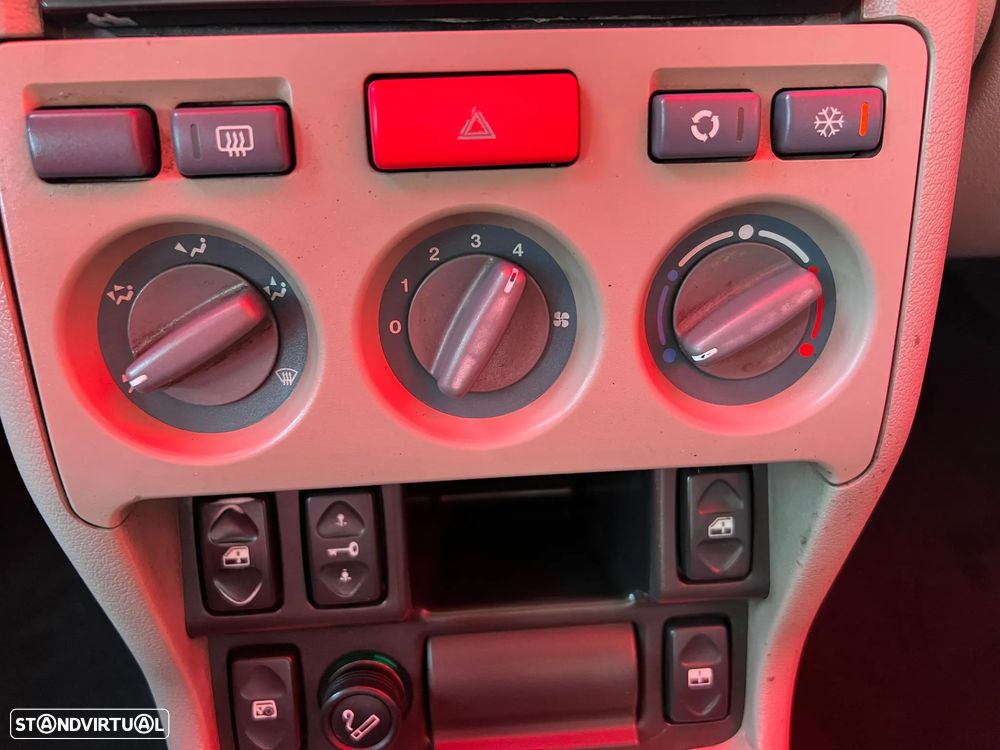 Land Rover Freelander 2.0 di - 20