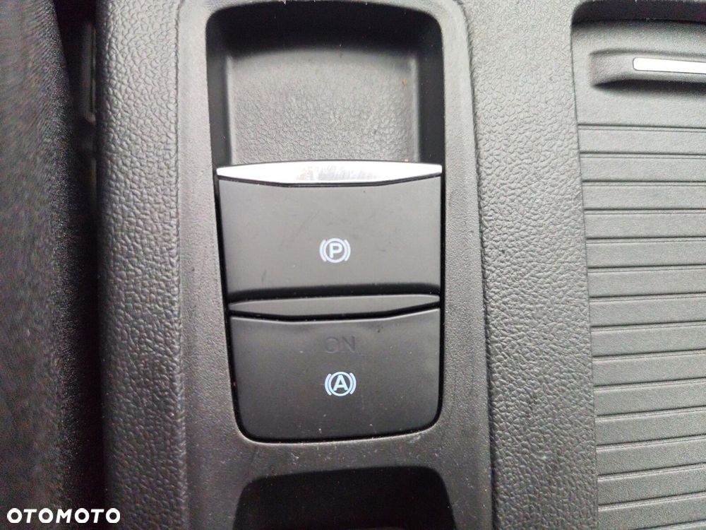 Ford Focus - 23
