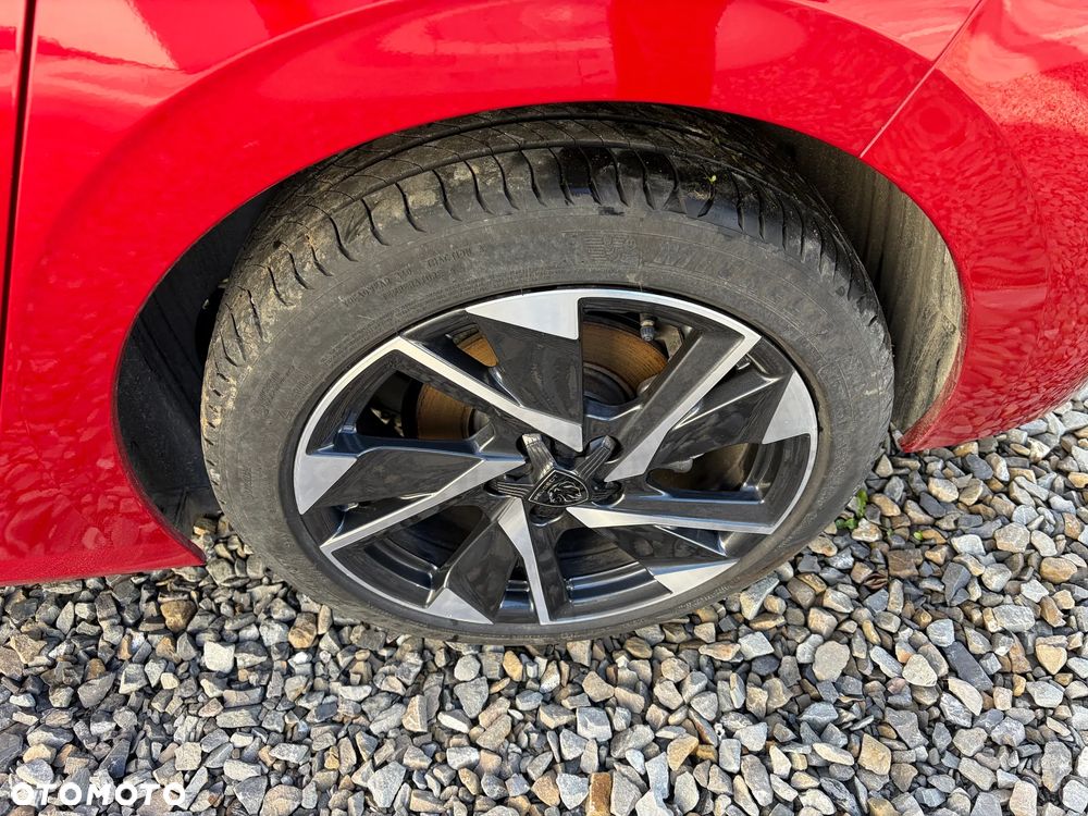 Peugeot 308 - 16