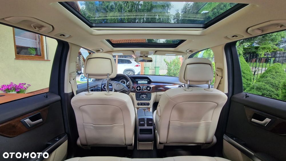 Mercedes-Benz GLK 350 4-Matic - 15
