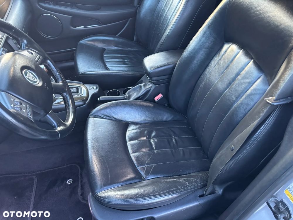 Jaguar X-Type 3.0 V6 4x4 Executive - 10