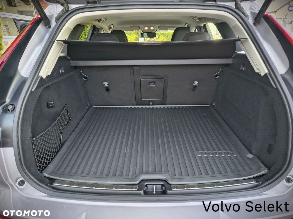 Volvo XC 60 - 30