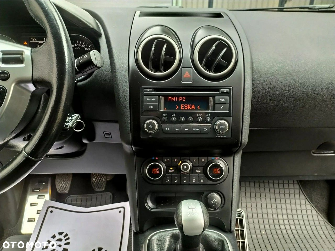 Nissan Qashqai 1.6 Acenta - 19