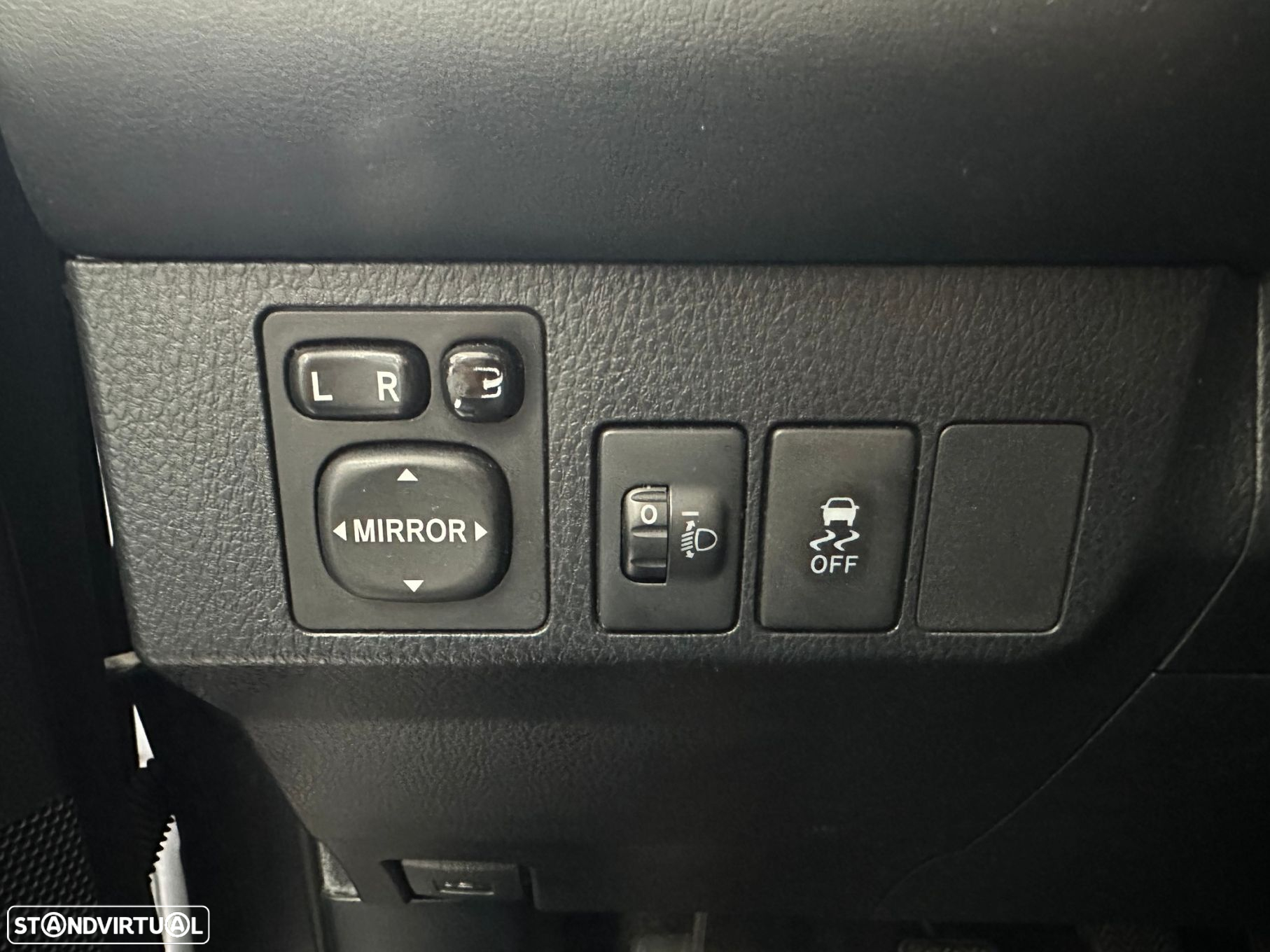 Toyota RAV4 - 14
