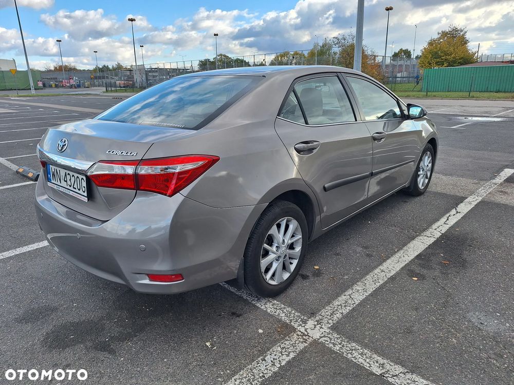 Toyota Corolla - 7