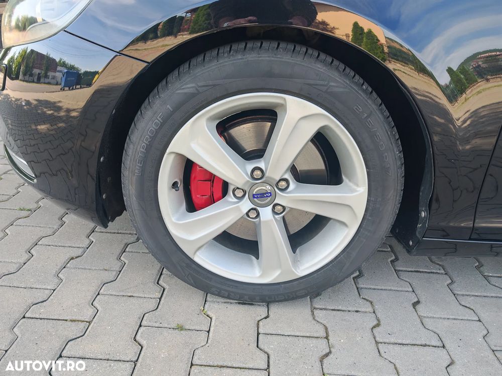 Volvo V40 D4 Momentum - 8