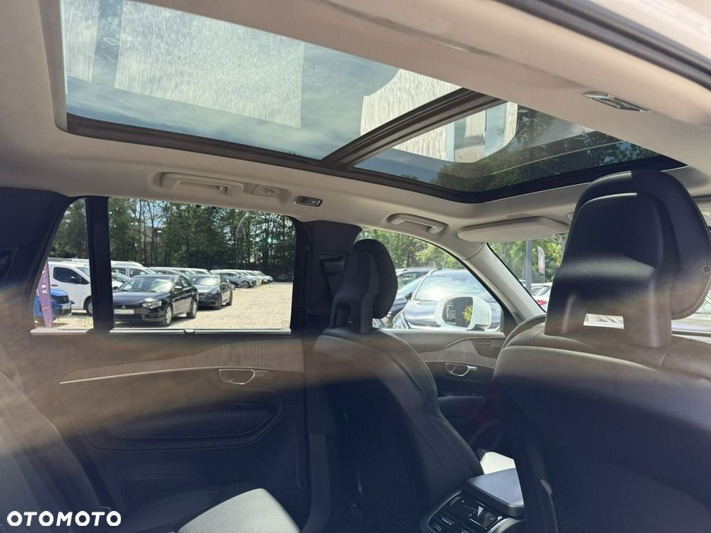 Volvo XC 90 - 18