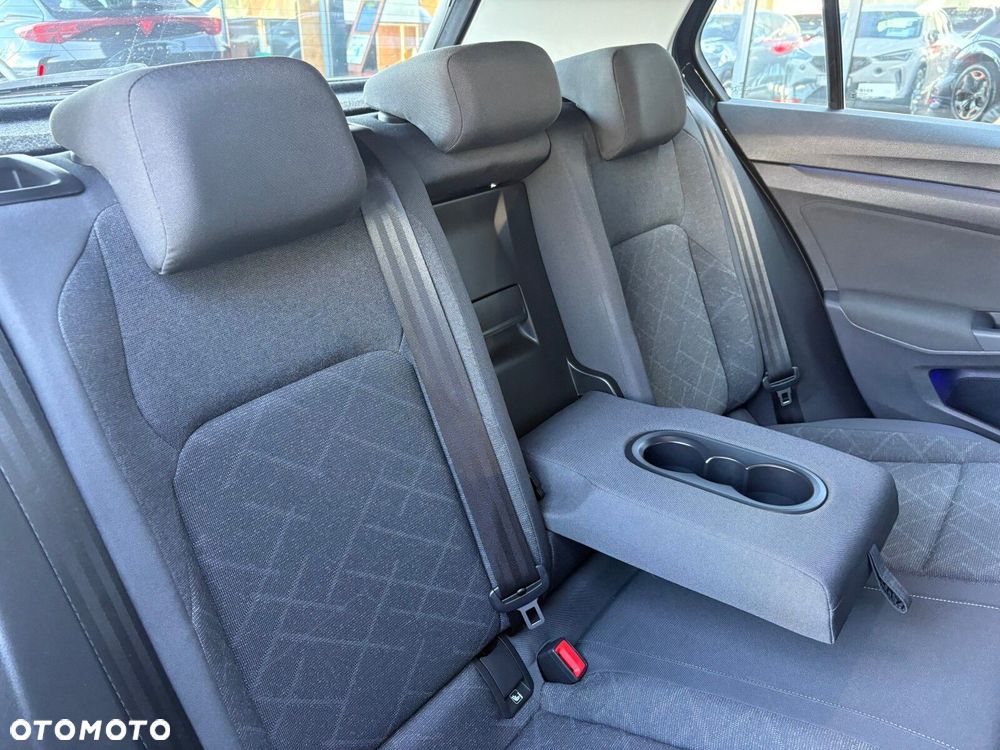Volkswagen Golf - 16