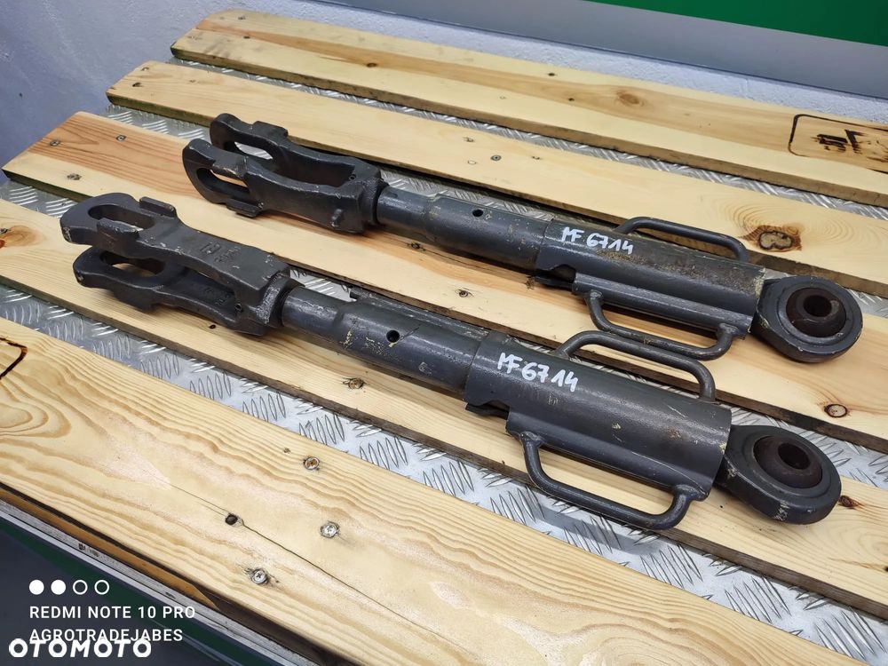 Wieszak tylnego podnośnika Massey Ferguson 6714 - 7