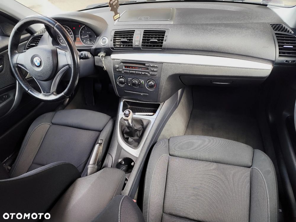 BMW Seria 1 - 15