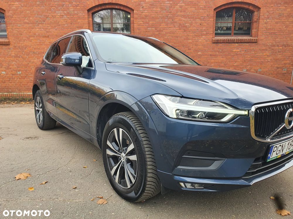 Volvo XC 60 B4 B Geartronic Momentum Pro - 2