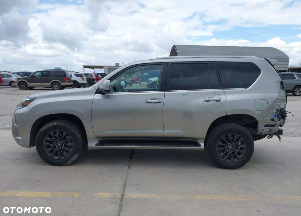 Lexus GX - 5