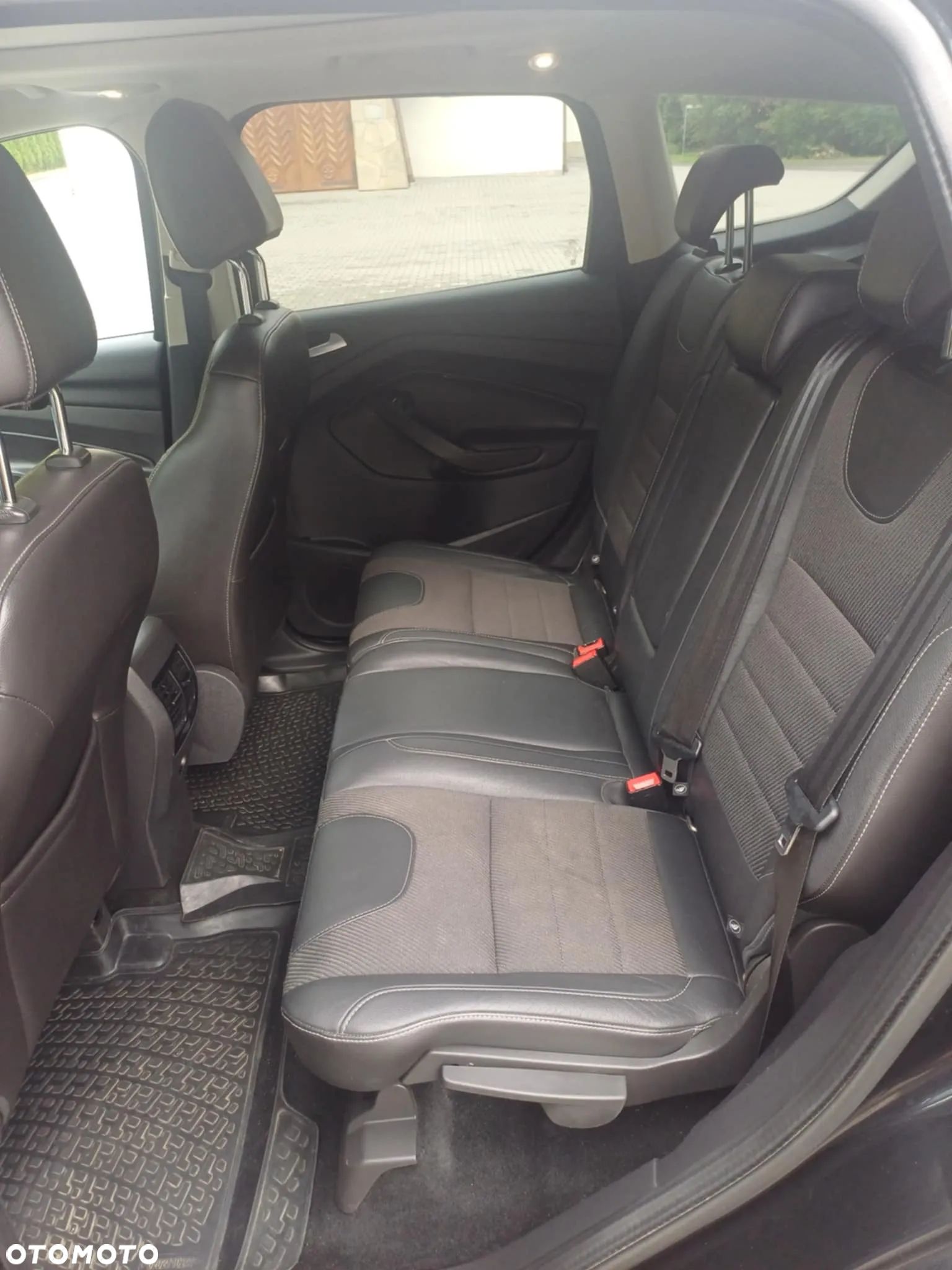Ford Kuga 2.0 TDCi 4WD Titanium - 1