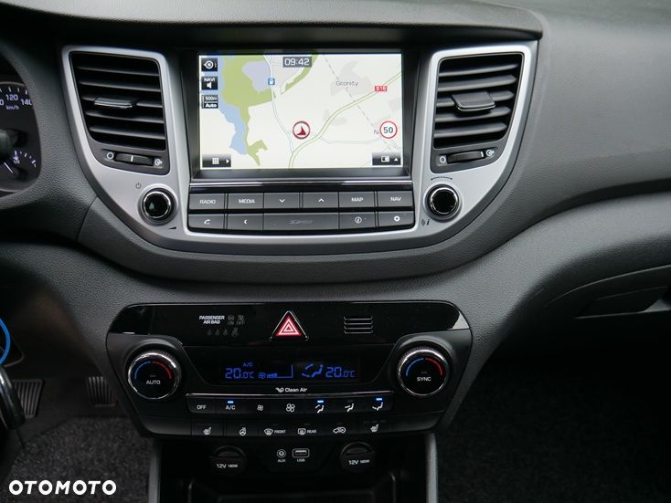 Hyundai Tucson - 16