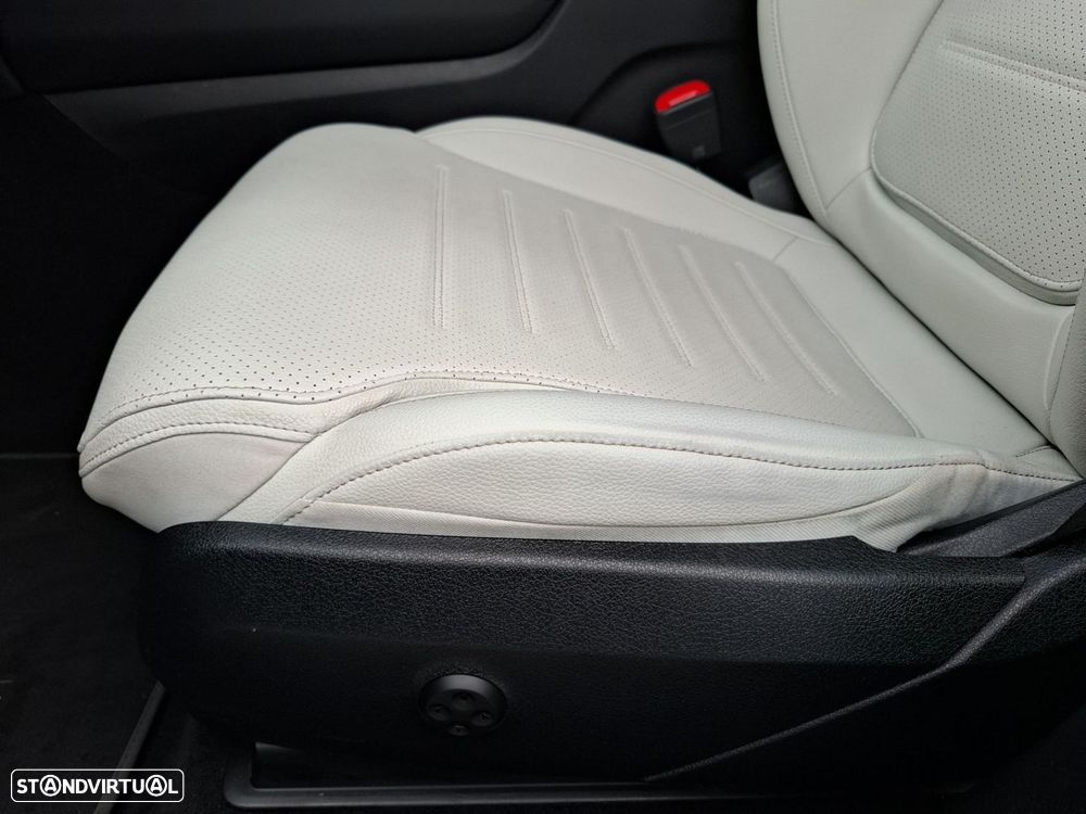 Mercedes-Benz GLC 300 de Coupe 4Matic - 15