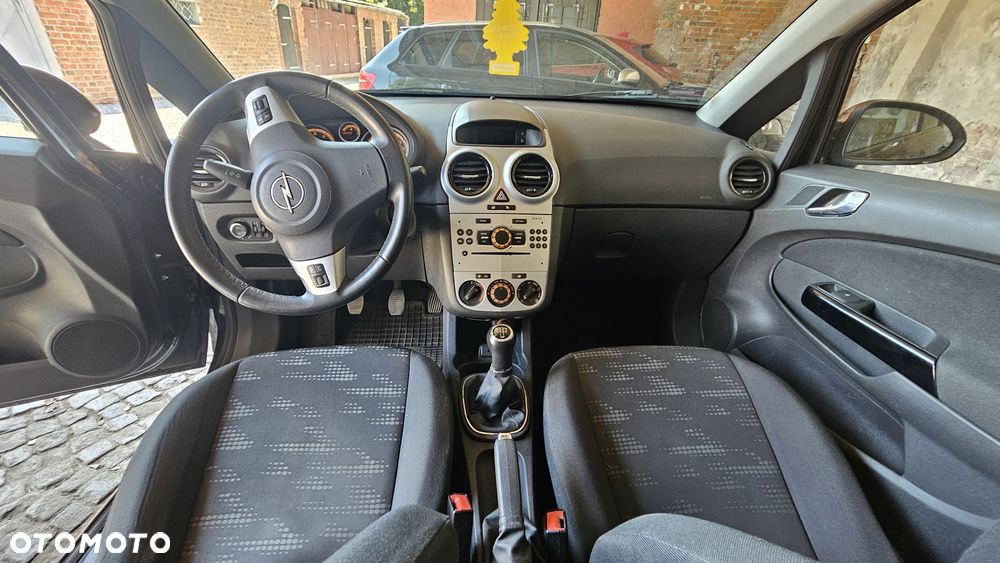 Opel Corsa - 7