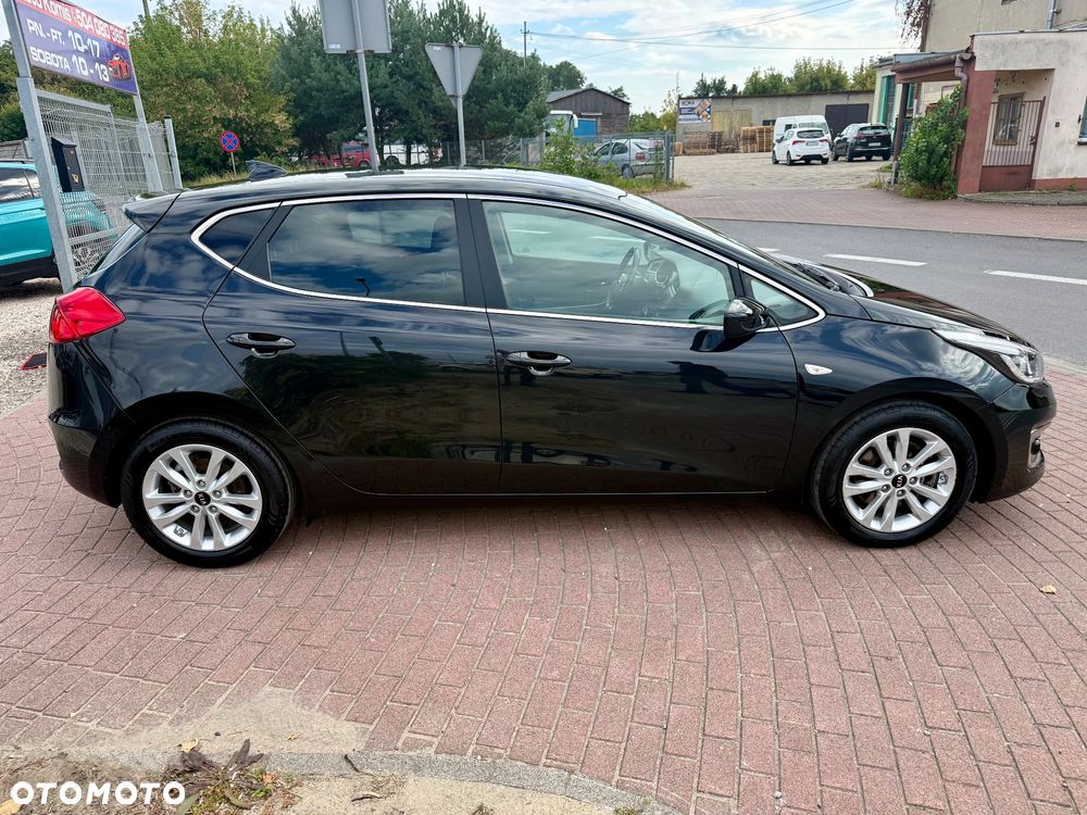 Kia Ceed 1.4 CVVT Dream-Team Edition - 22