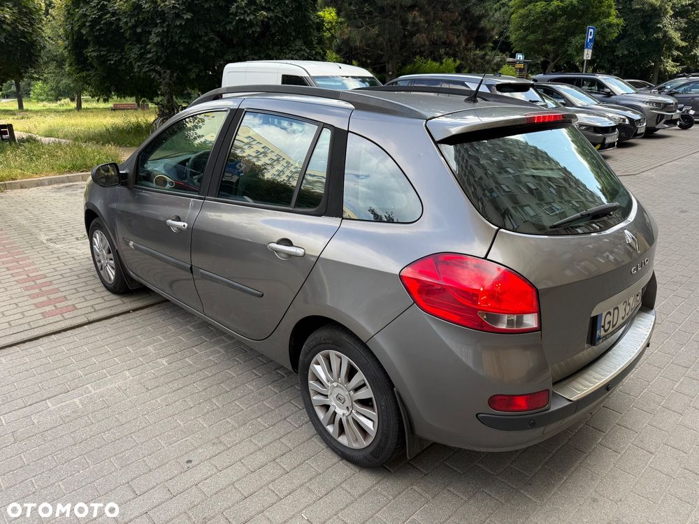 Renault Clio 1.5 dCi Alize - 7