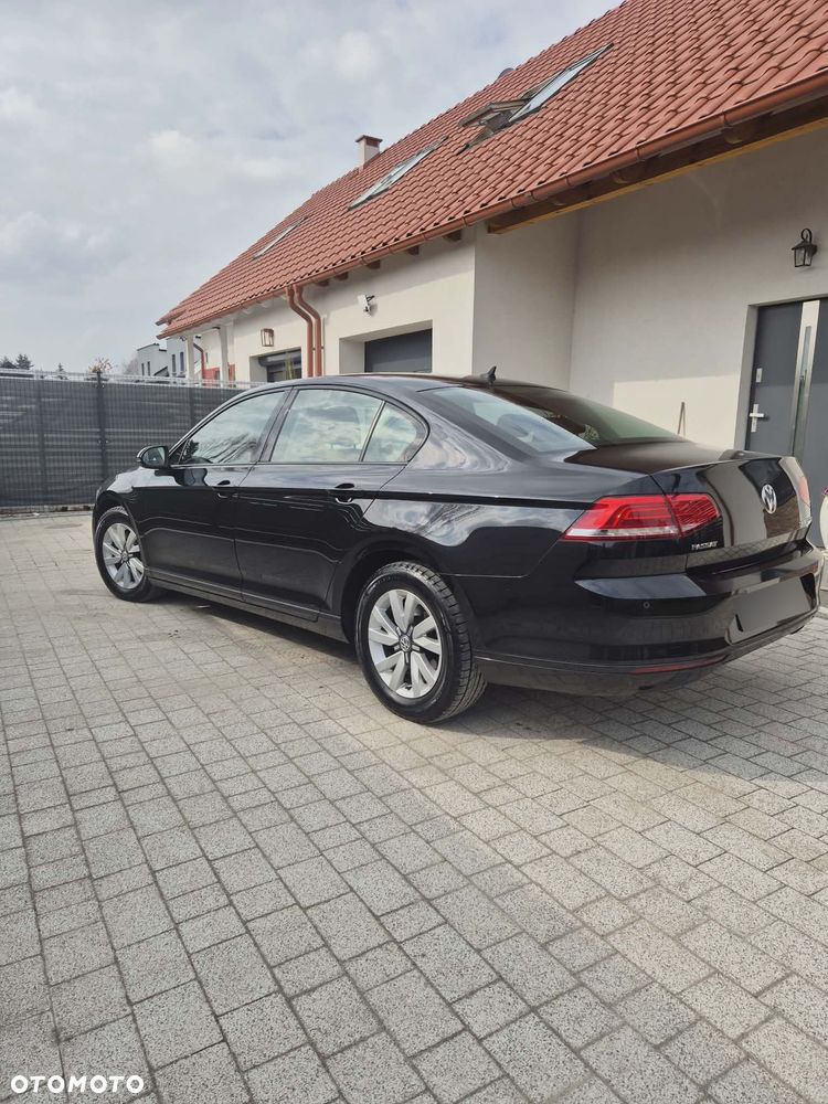 Volkswagen Passat 2.0 TDI BMT Trendline - 1