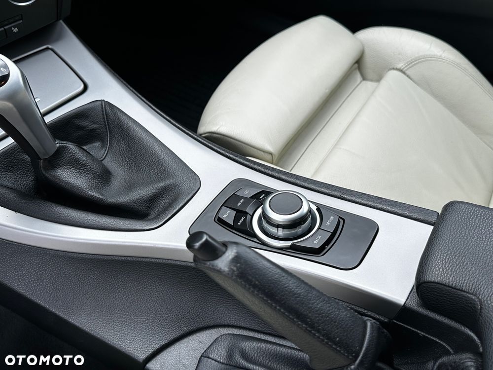 BMW Seria 3 - 18