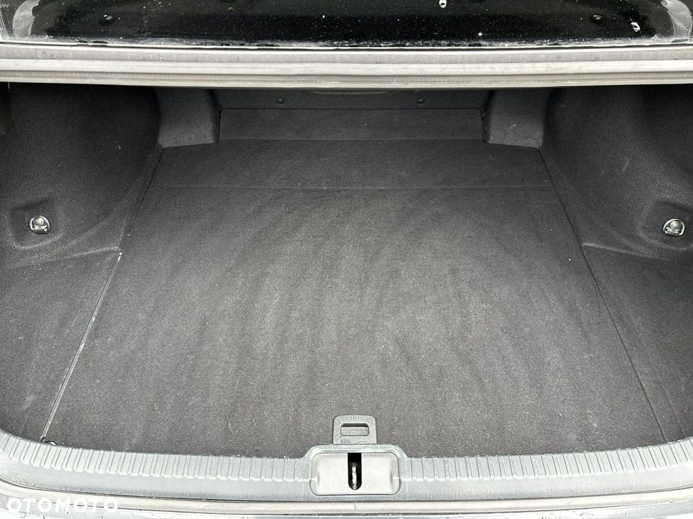 Lexus ES 300h Business Edition - 15