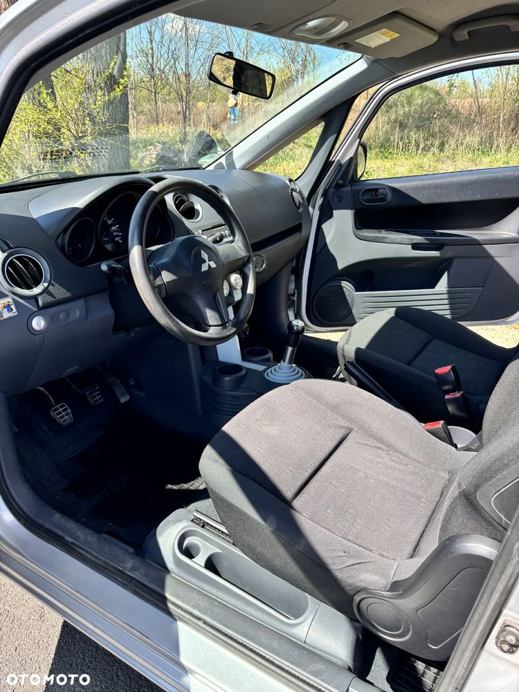 Mitsubishi Colt 1.1 Inform - 11