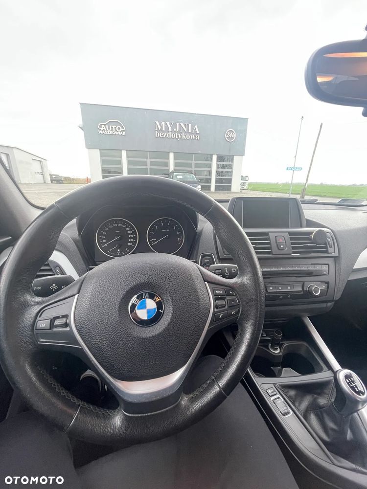 BMW Seria 1 118i - 6