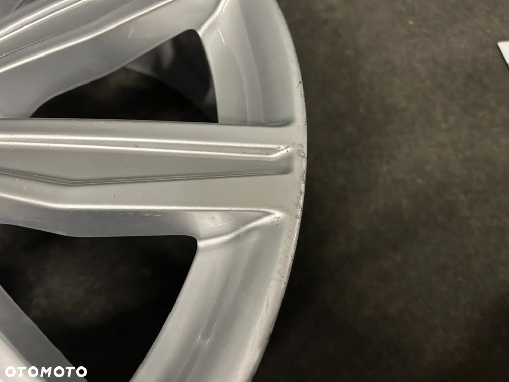 Alufelgi Audi A6 C8 19 cali 5x112 1szt. Ładna! 4K0601025M - 3