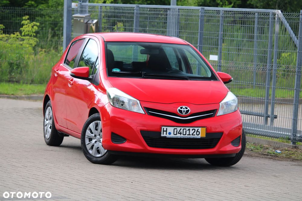 Toyota Yaris - 4