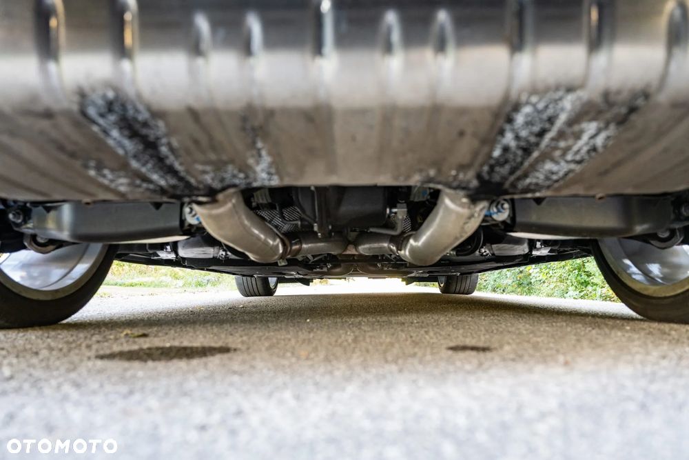 Chevrolet Camaro - 29