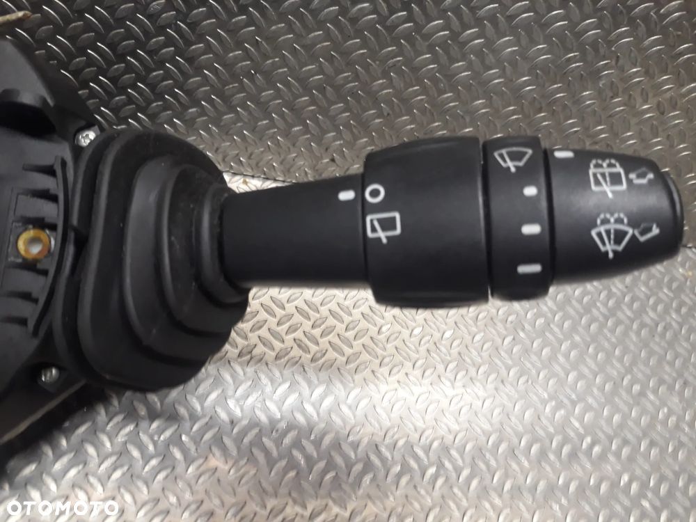 PRZEŁĄCZNIK ZESPOLONY FIAT BRAVO II  1,4 T-JET 2009r  07355322720 - 2