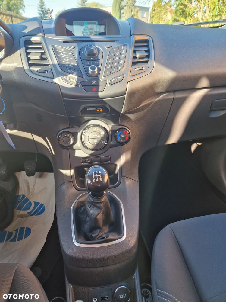 Ford Fiesta 1.0 Ambiente - 11