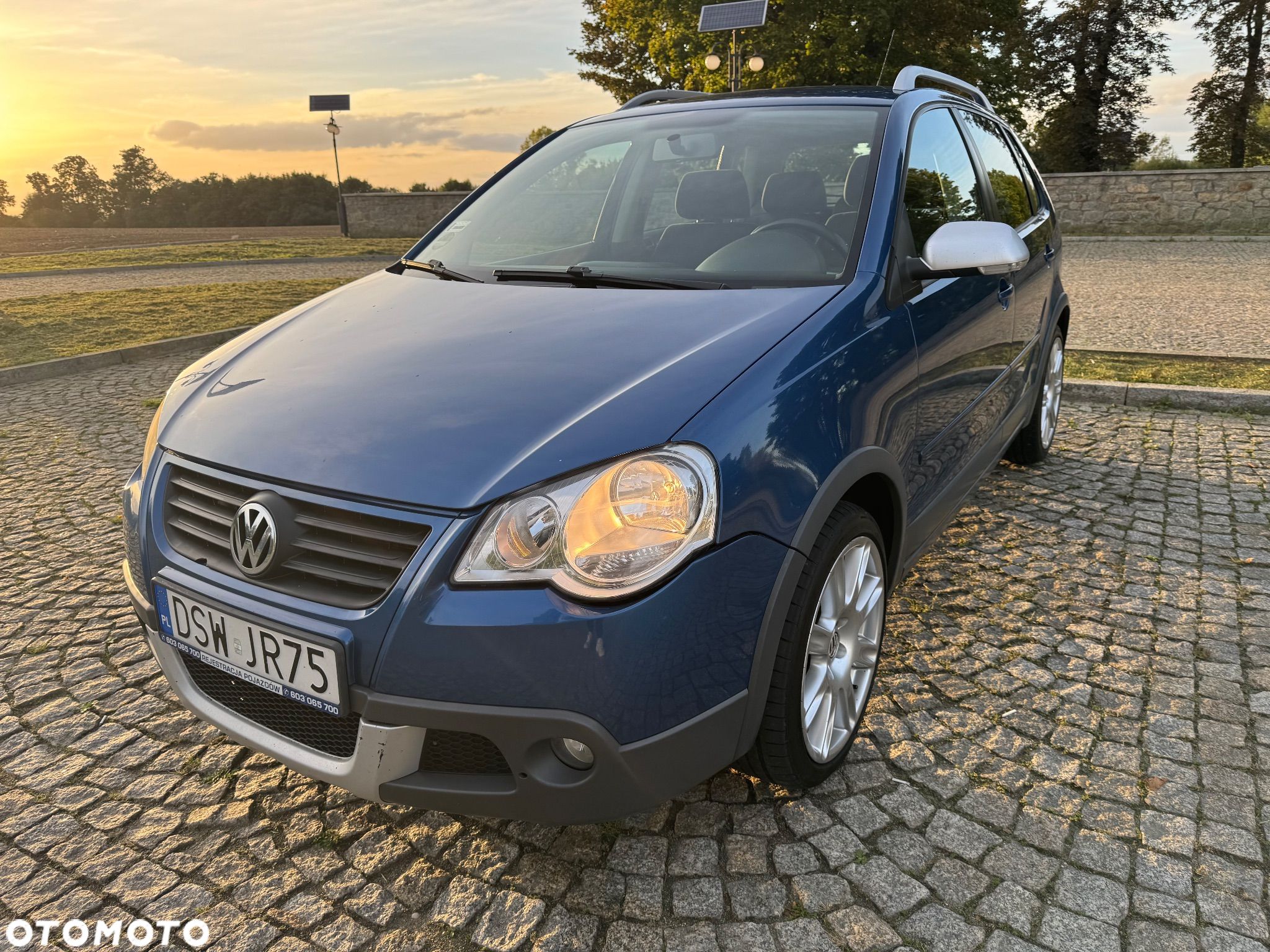Volkswagen Polo - 1