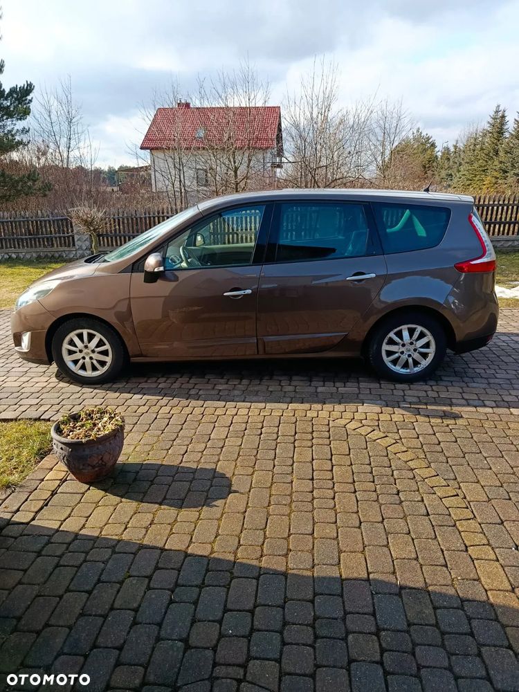 Renault Scenic - 6