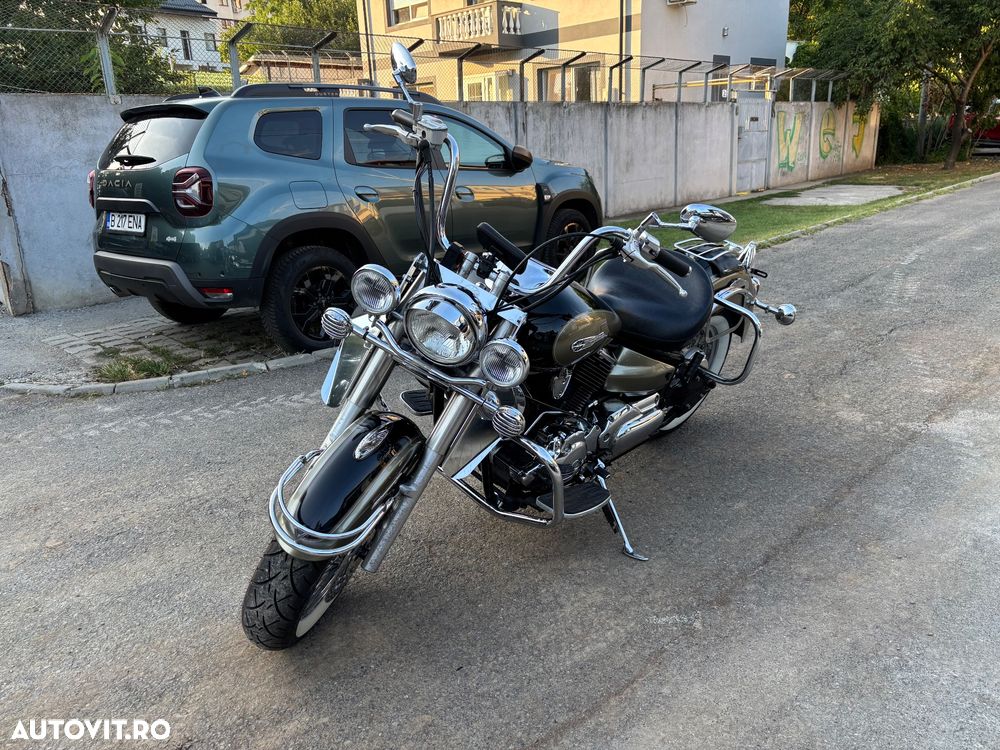 Yamaha XVS 1100 V-Star Classic - 4