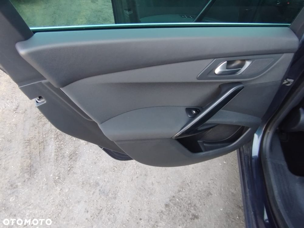 Peugeot 508 2.0 BlueHDi Allure S&S - 33