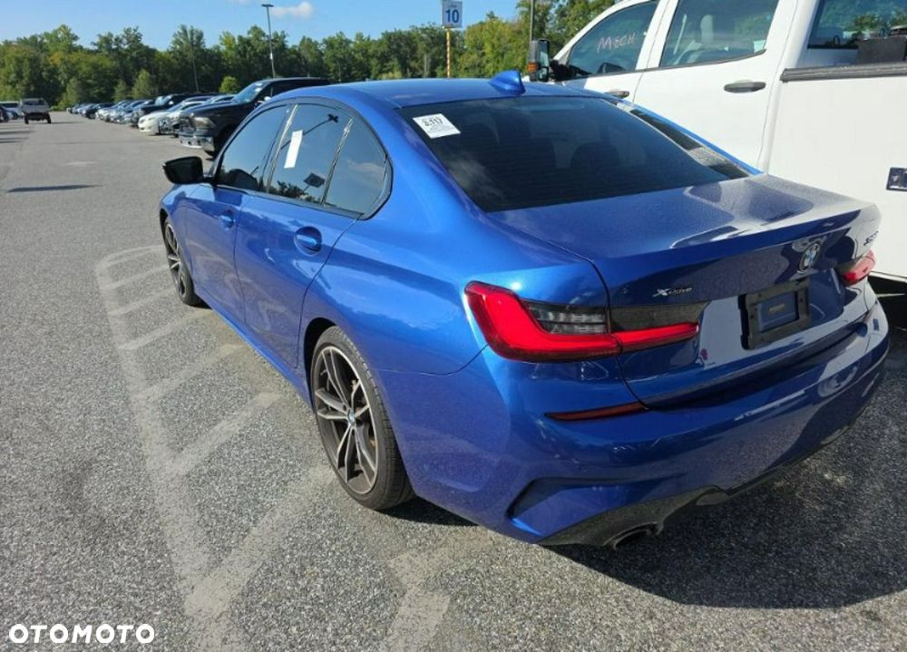 BMW Seria 3 330i xDrive M Sport - 5