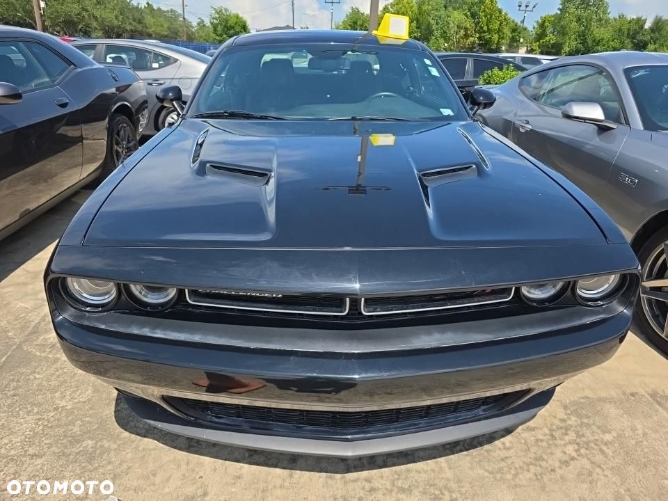 Dodge Challenger 5.7 R/T - 2