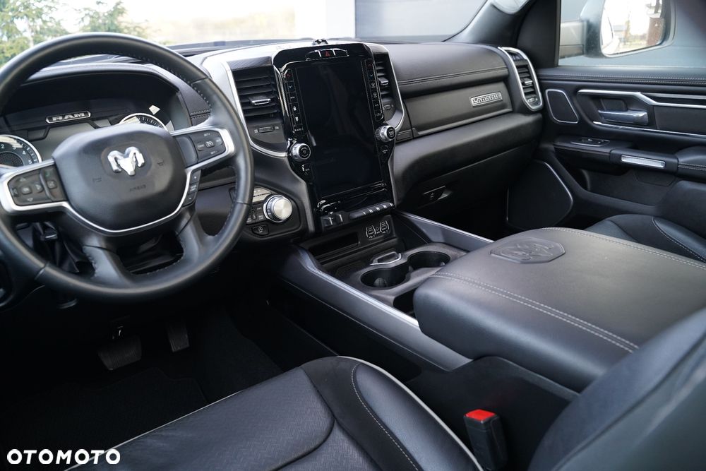 RAM 1500 Crew Cab Laramie - 20