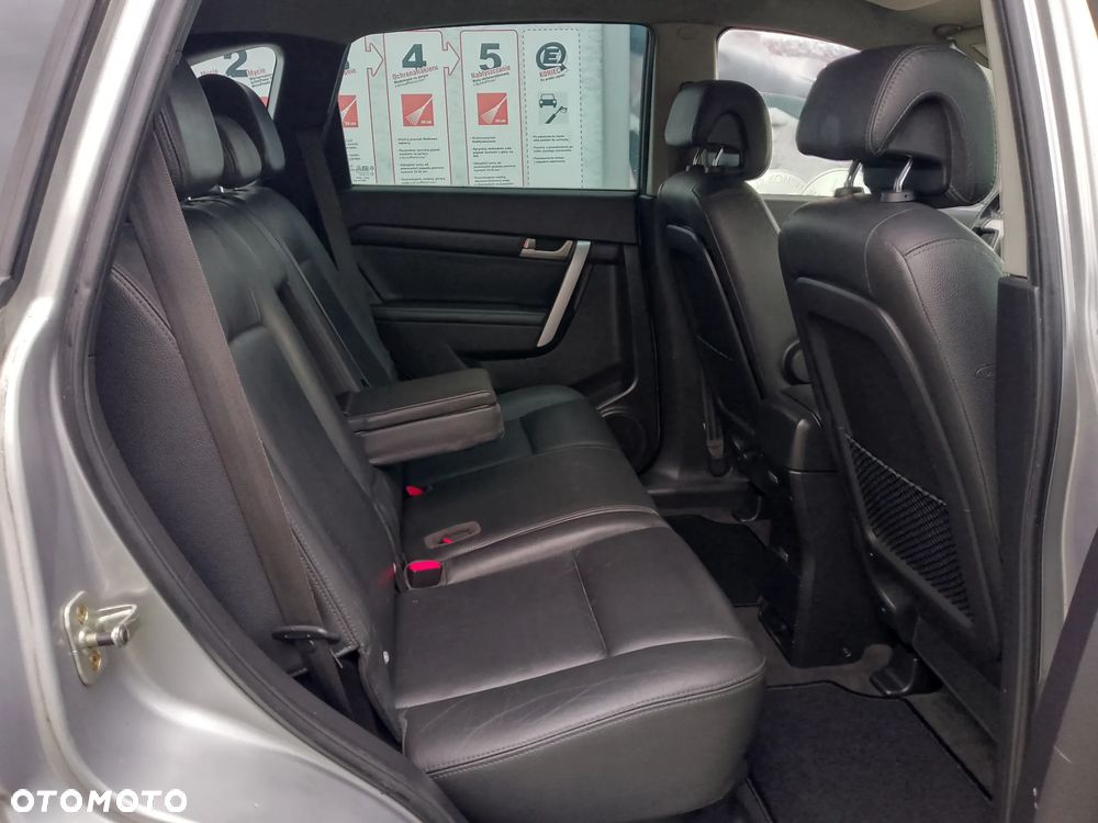 Chevrolet Captiva 2.4 LS - 17