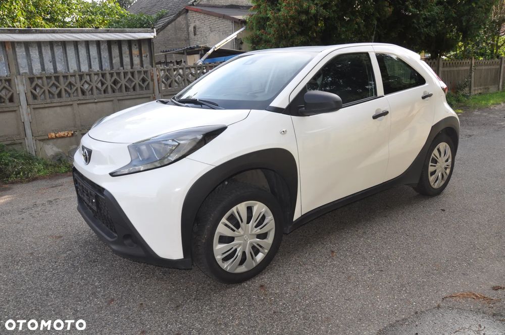 Toyota Aygo X 1.0 VVT-i - 9