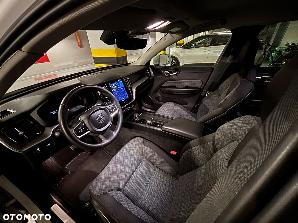 Volvo XC 60 B4 B Geartronic Momentum - 6