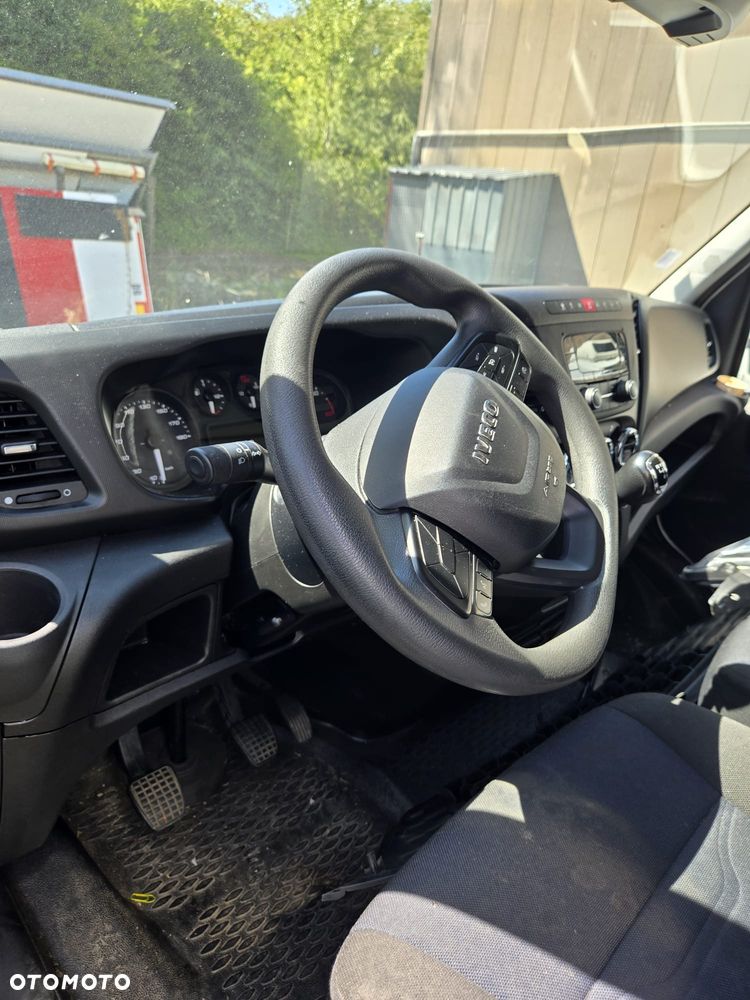 Renault Master - 25