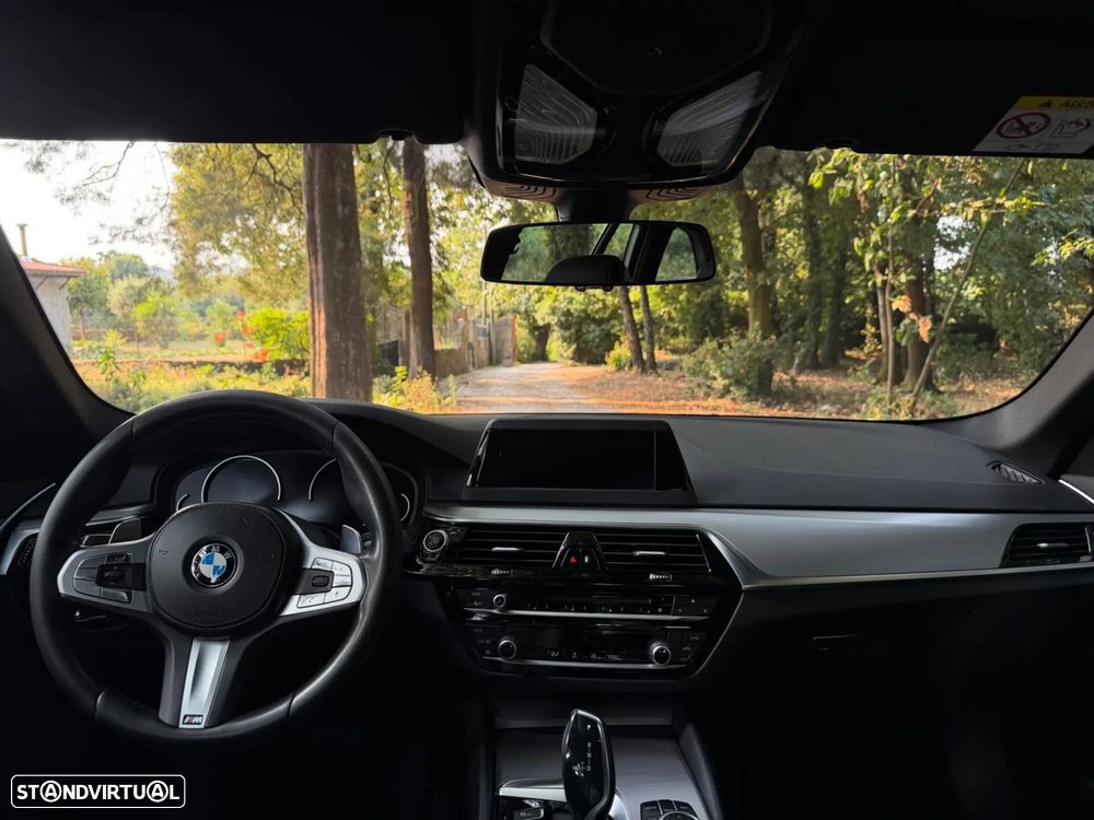 BMW 520 d Auto - 13