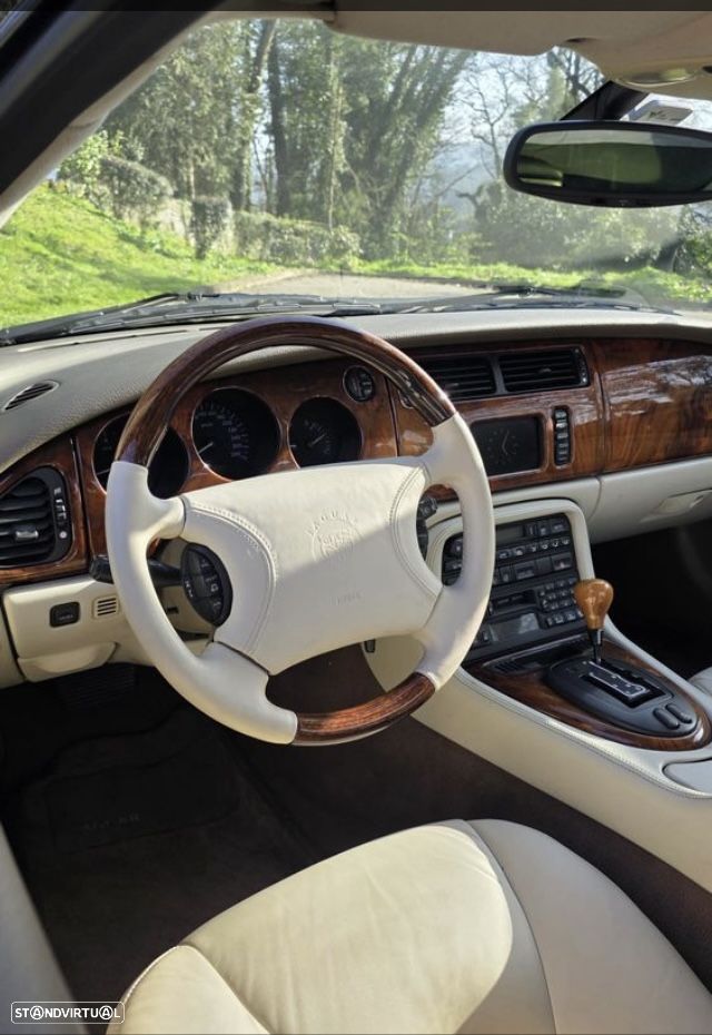 Jaguar XK XKR 4.0 Coupé - 6