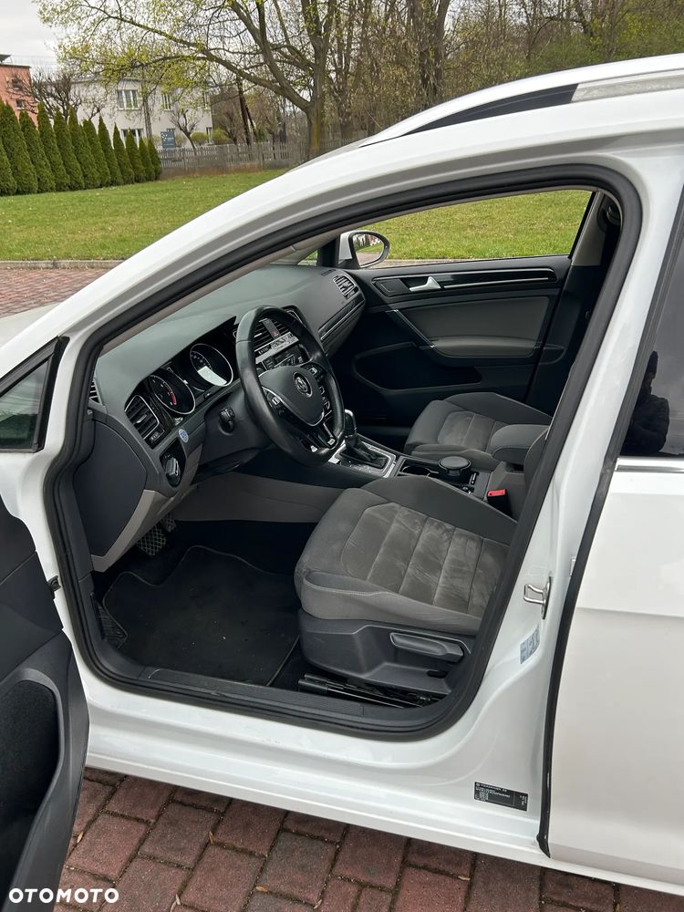 Volkswagen Golf 1.4 TSI ACT BlueMotion Technology DSG Highline - 24